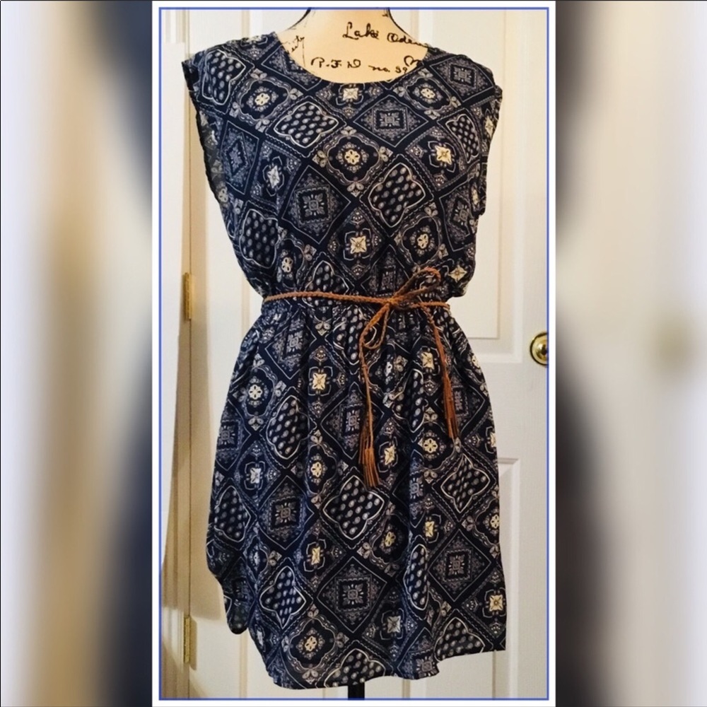 NEW Dress Multi Color Belt Sleeveless Medium - Picture 4 of 5